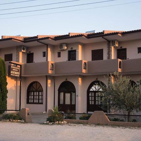 Palm Tree Apartments Псакудия Экстерьер фото